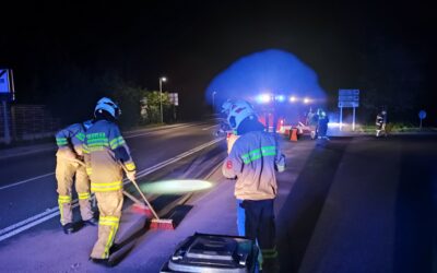 Ölspur auf der B-156 (Abend)