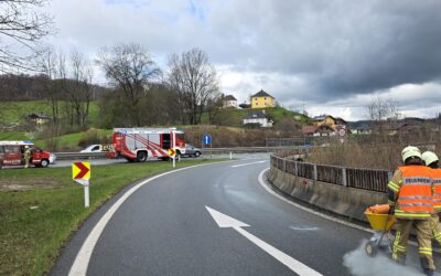 Kilometerlange Ölspur beschäftigt Feuerwehr