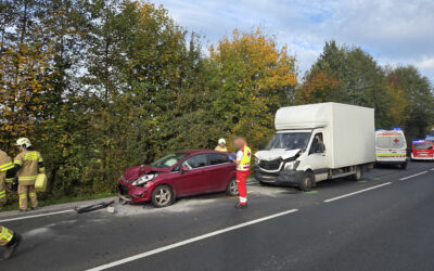 Aufräumen nach Verkehrsunfall